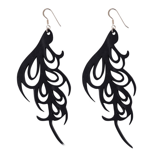 Bella Art Nouveau recycled rubber earrings detail