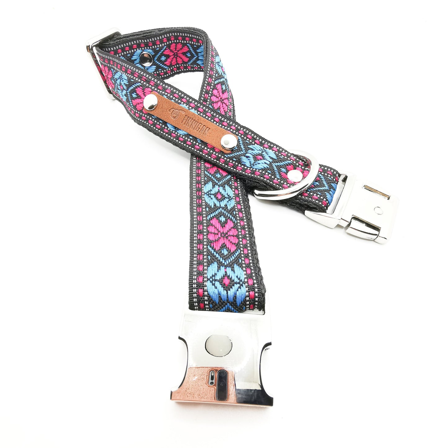 Designer Handmade's Regal Cotton Dog Collar for Majestic Pooches