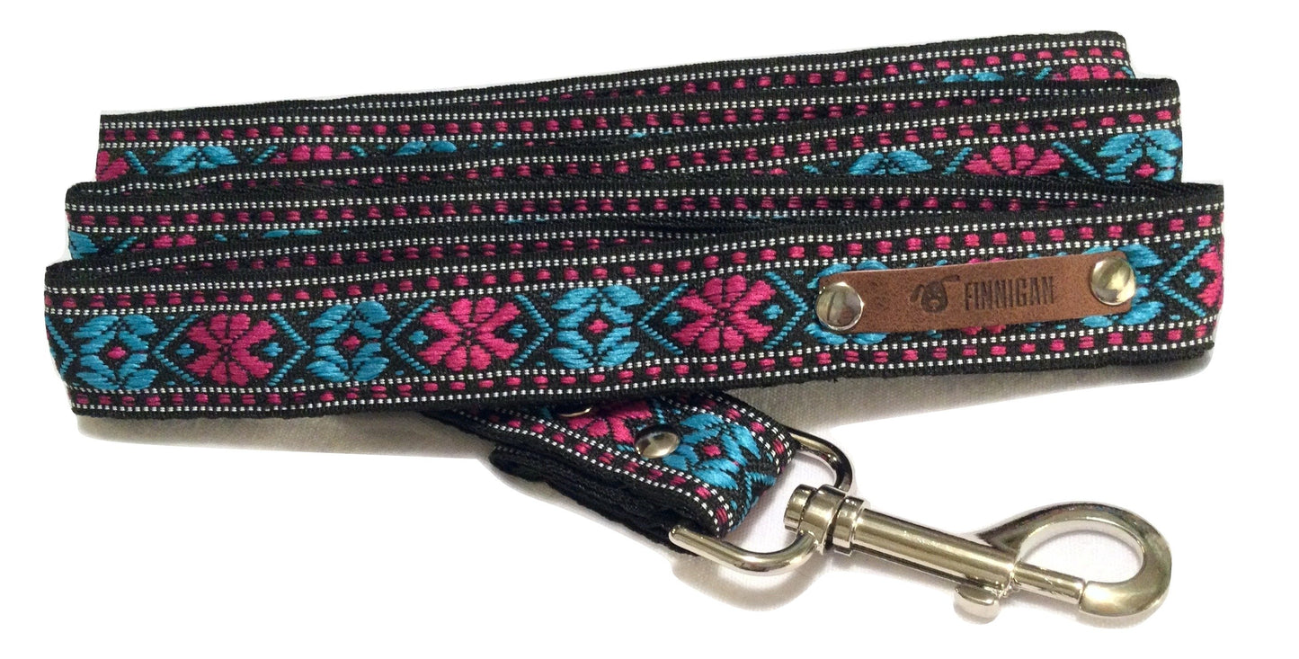 Designer Handmade's Regal Cotton Dog Collar for Majestic Pooches