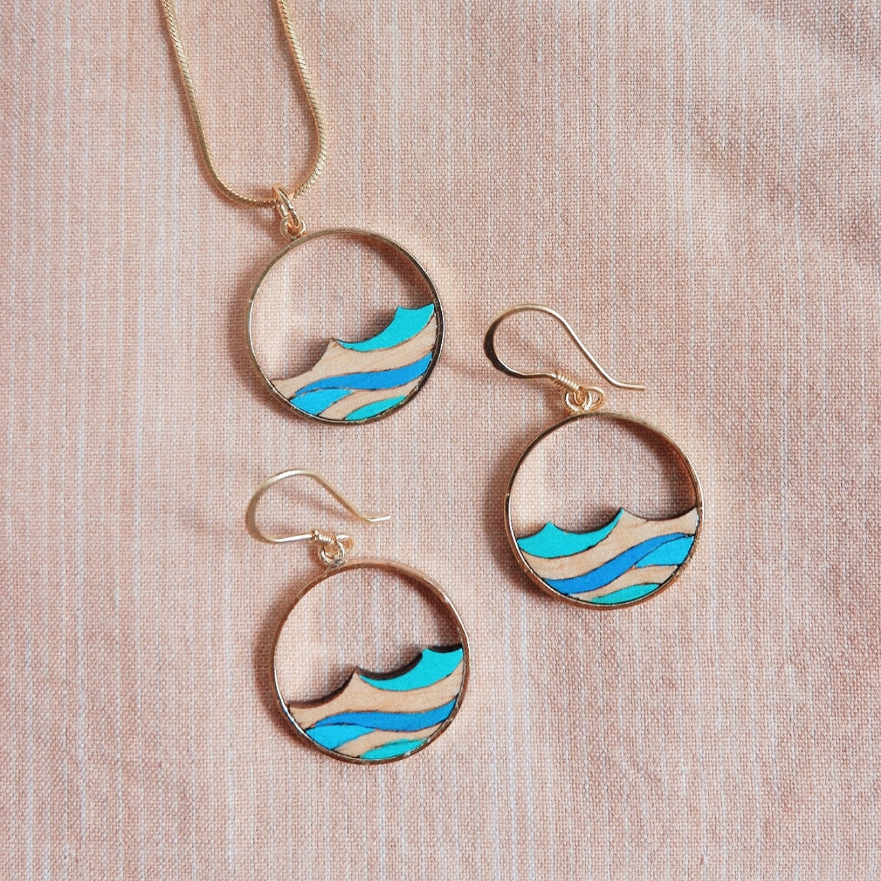 Ocean Recycled Wood Necklace